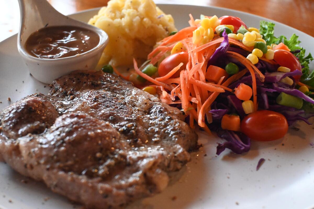 SK Steak & Oyster